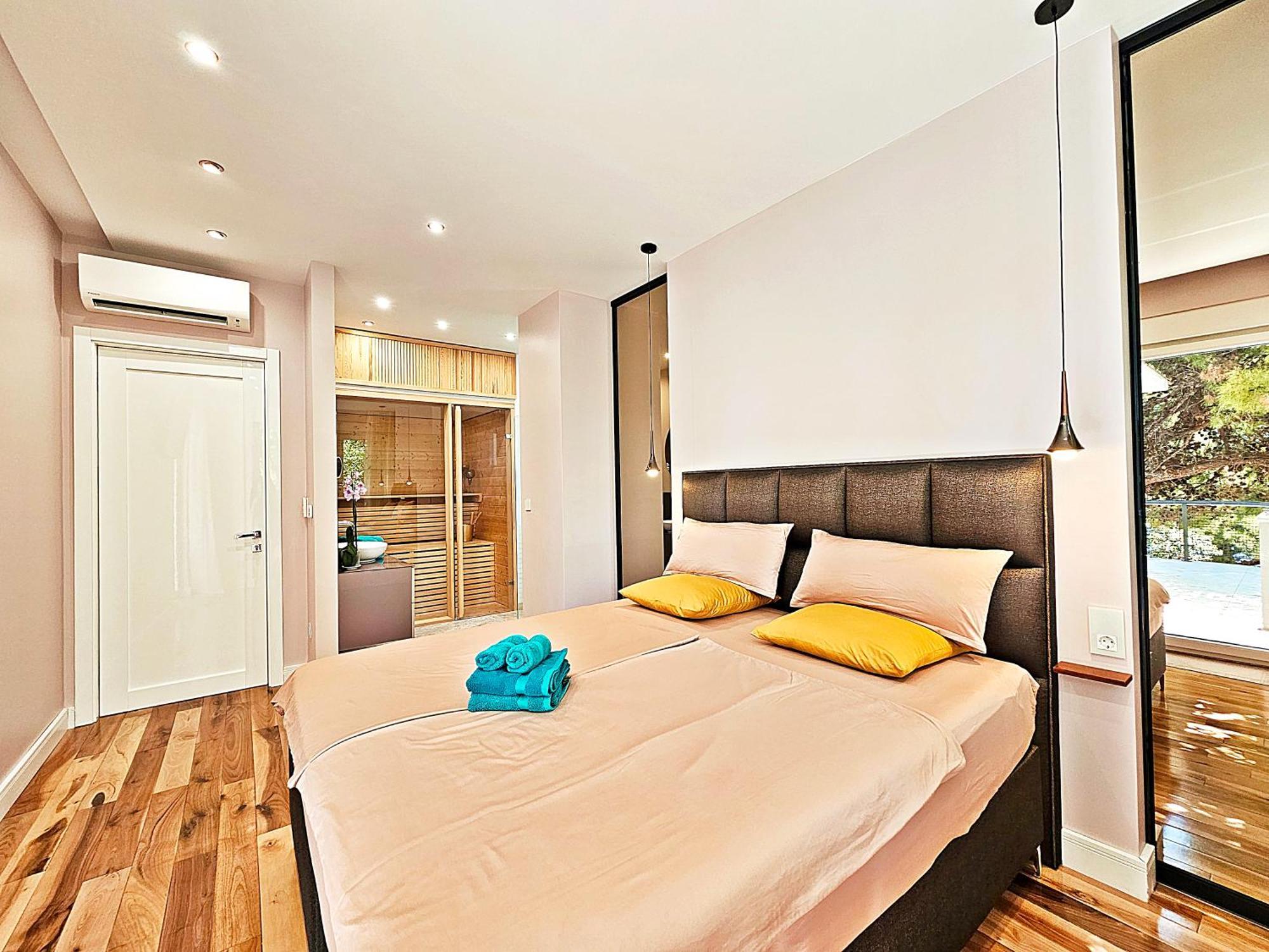 Apartment Panorama Prestige Penthouse- Location In Town *